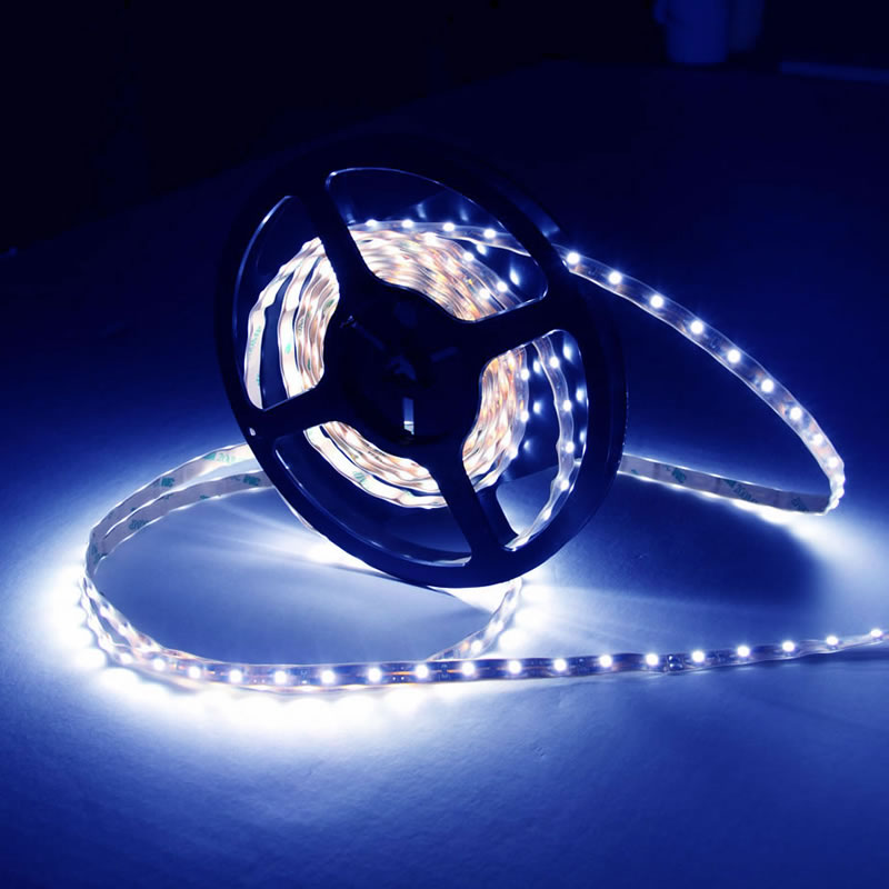 Ruban LED auto-adhésif, 5M, IP54, LED300, SMD3528 - Furnica